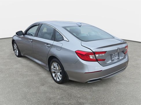 Used 2019 Honda Accord LX image 7