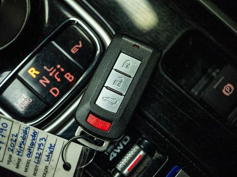 Used 2022 Mitsubishi Outlander GT AWD/4WD image 23
