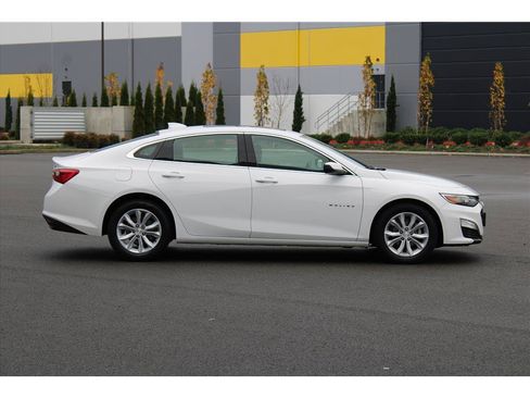 Used 2024 Chevrolet Malibu LT FWD image 4
