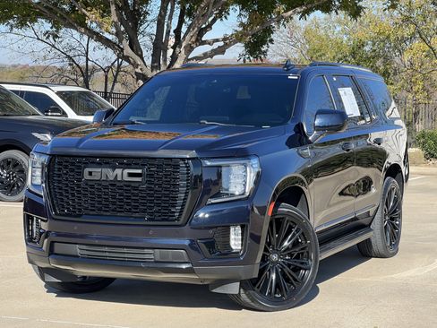 Used 2021 GMC Yukon SLT image 2