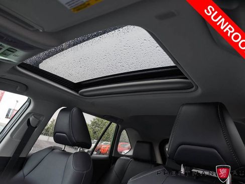 Used 2024 Toyota RAV4 XLE Premium AWD/4WD image 7