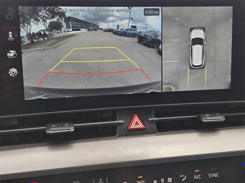 New 2025 Kia Sportage SX Prestige image 13