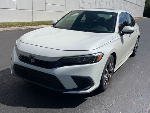 Used 2022 Honda Civic EX image 1