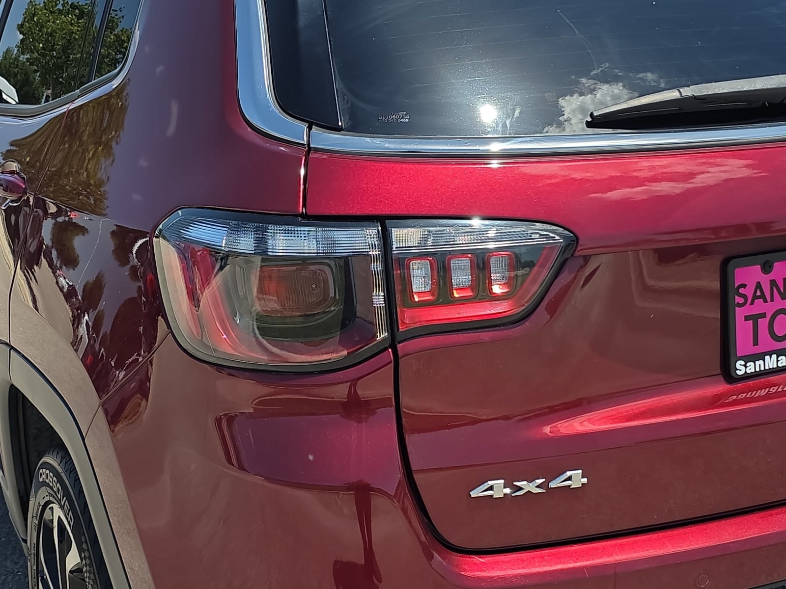 Used 2022 Jeep Compass Limited AWD/4WD image 28