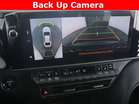 Used 2025 Toyota Camry XSE image 5