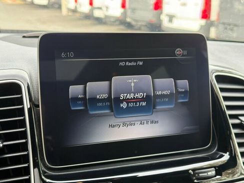 Used 2018 Mercedes-Benz GLE 350 4MATIC image 23