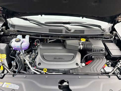 New 2026 Chrysler Pacifica Select image 34