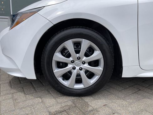 Used 2023 Toyota Corolla LE FWD image 10