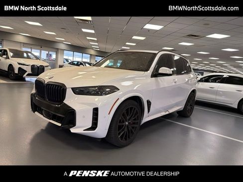Used 2024 BMW X5 xDrive40i w/ M Sport Package AWD/4WD image 1
