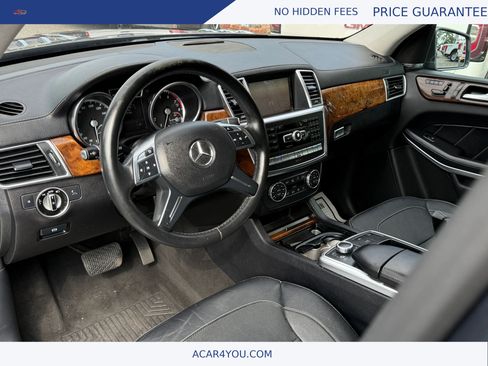 Used 2015 Mercedes-Benz GL 550 4MATIC image 15