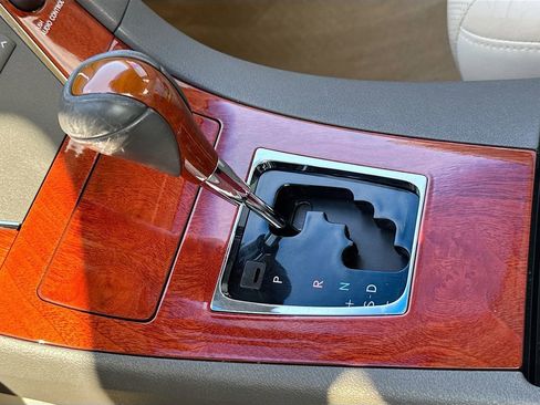 Used 2011 Lexus ES 350 image 18