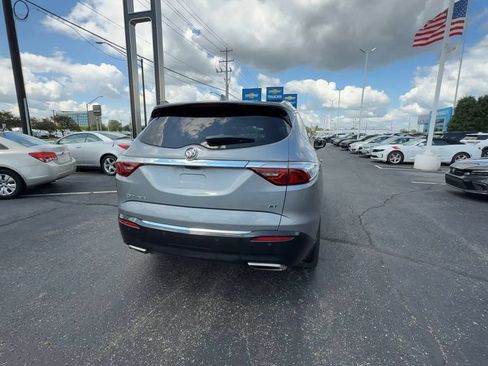 Used 2024 Buick Enclave Essence w/ Experience Buick Package AWD/4WD image 7