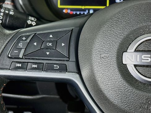 Used 2023 Nissan Kicks SR FWD image 20