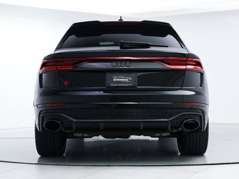 Used 2024 Audi RS Q8 AWD/4WD image 4