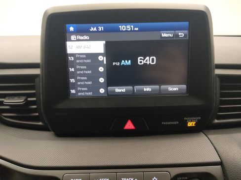 Used 2019 Hyundai Veloster 2.0 FWD image 25