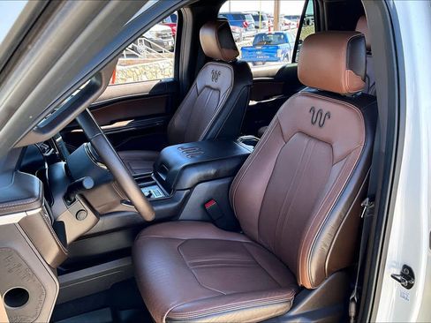 Certified 2024 Ford Expedition Max King Ranch image 8