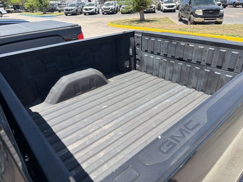 Used 2023 GMC Sierra 1500 SLT w/ SLT Premium Plus Package RWD image 8