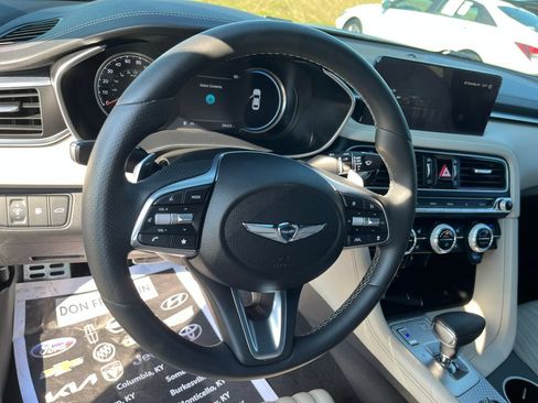 Used 2023 Genesis G70 2.0T w/ Sport Prestige Package AWD/4WD image 14