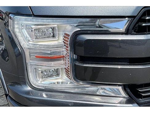 Used 2019 Ford F150 Lariat w/ Equipment Group 502A Luxury AWD/4WD image 32
