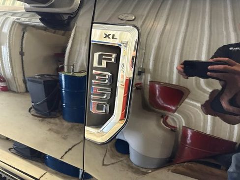 Used 2022 Ford F350 XL w/ Power Equipment Group AWD/4WD image 30