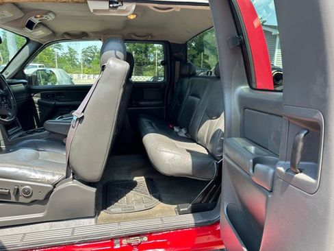 Used 2004 Chevrolet Silverado 3500 4x4 Extended Cab image 11