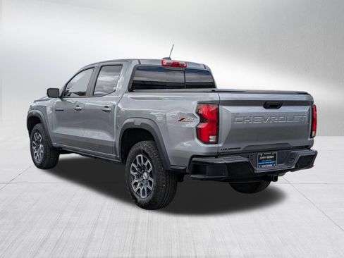 Used 2024 Chevrolet Colorado Z71 w/ Z71 Convenience Package 2 image 3