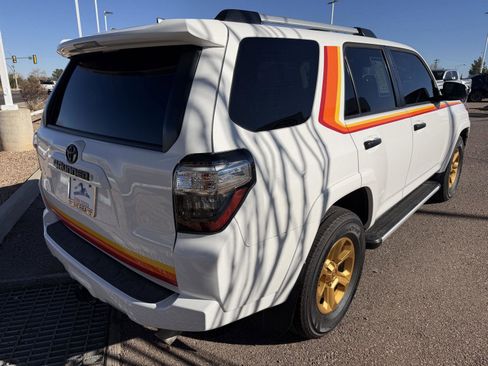 Used 2020 Toyota 4Runner SR5 image 5