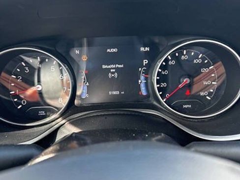 Used 2019 Jeep Compass Latitude w/ Popular Equipment Group AWD/4WD image 21