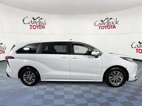 Used 2022 Toyota Sienna LE image 8