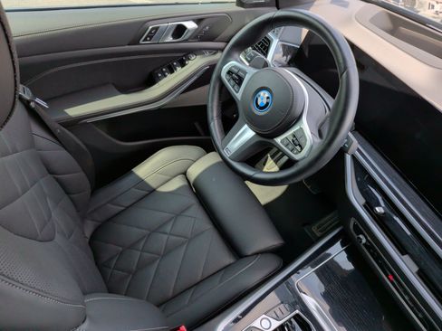 Used 2024 BMW X5 xDrive50e w/ Executive Package AWD/4WD image 36
