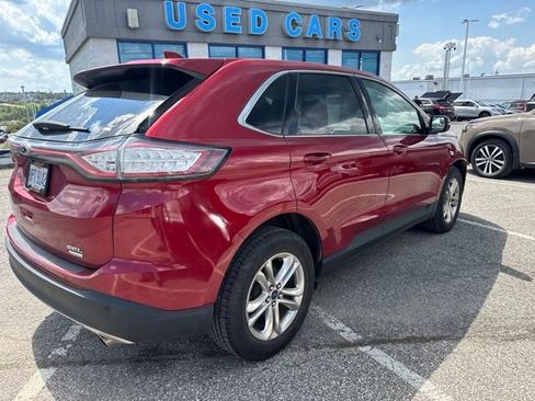 Used 2017 Ford Edge SEL w/ Equipment Group 201A FWD image 4