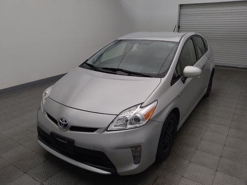 Used 2015 Toyota Prius Three FWD image 15