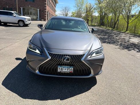 Used 2019 Lexus ES 350 w/ Premium Package FWD image 9