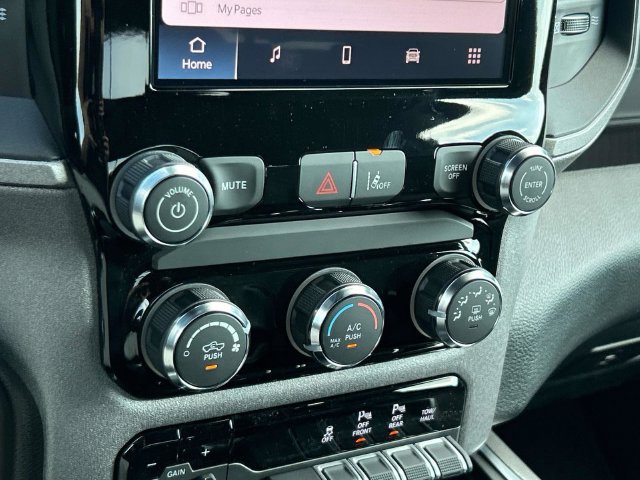 New 2027 RAM 1500 Express AWD/4WD image 30
