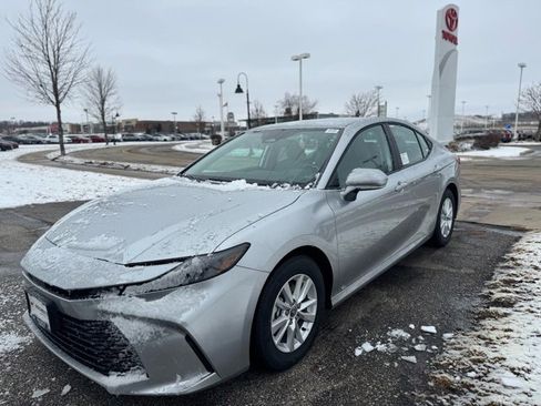 New 2026 Toyota Camry LE image 30