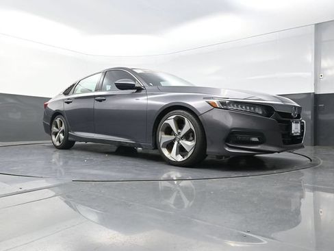 Used 2019 Honda Accord Touring image 19