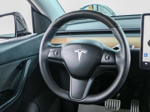 Used 2022 Tesla Model Y Performance AWD/4WD image 12