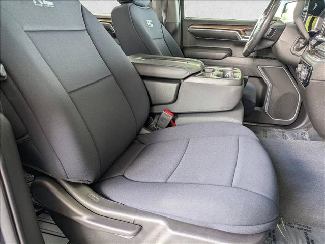 Used 2022 Chevrolet Silverado 1500 LT w/ Protection Package RWD image 19