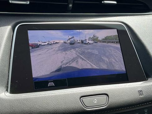 Used 2021 Cadillac XT4 Luxury w/ Cold Weather Package image 34