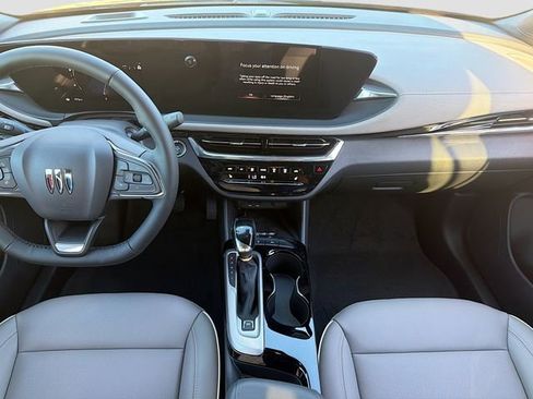 Used 2026 Buick Envista Avenir image 19