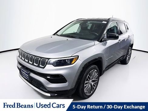 Used 2022 Jeep Compass Limited w/ Elite Group image 3