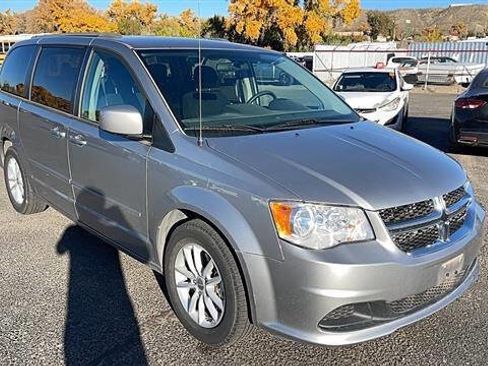 Used 2016 Dodge Grand Caravan SXT w/ Rear Park Assist Package image 1