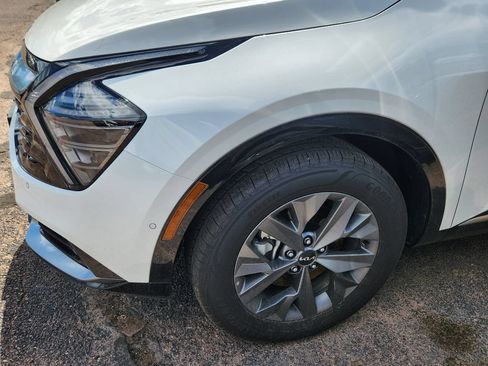 Certified 2025 Kia Sportage SX Prestige AWD/4WD image 5