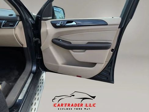 Used 2018 Mercedes-Benz GLE 350 4MATIC w/ Premium 1 Package image 13