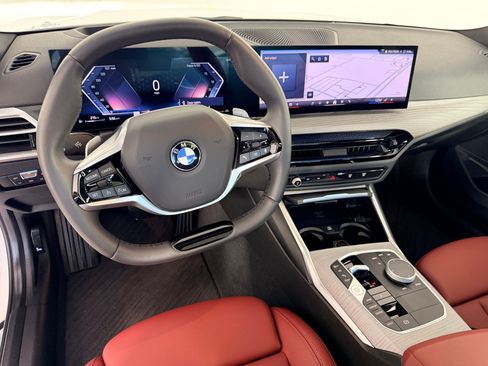 Used 2026 BMW 330i xDrive Sedan AWD/4WD image 4