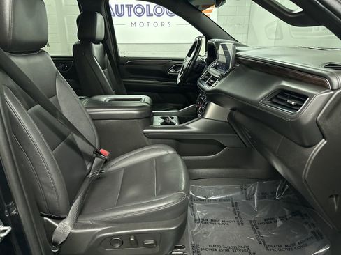 Used 2022 Chevrolet Tahoe Z71 w/ Luxury Package AWD/4WD image 19