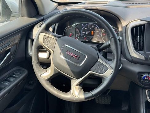 Used 2022 GMC Terrain Denali w/ Denali Premium Package AWD/4WD image 13