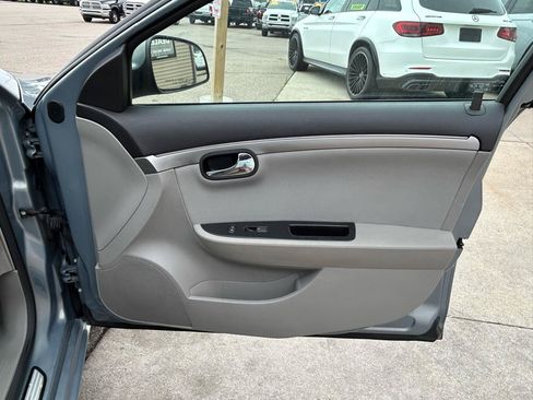 Used 2007 Saturn Aura XE FWD image 16
