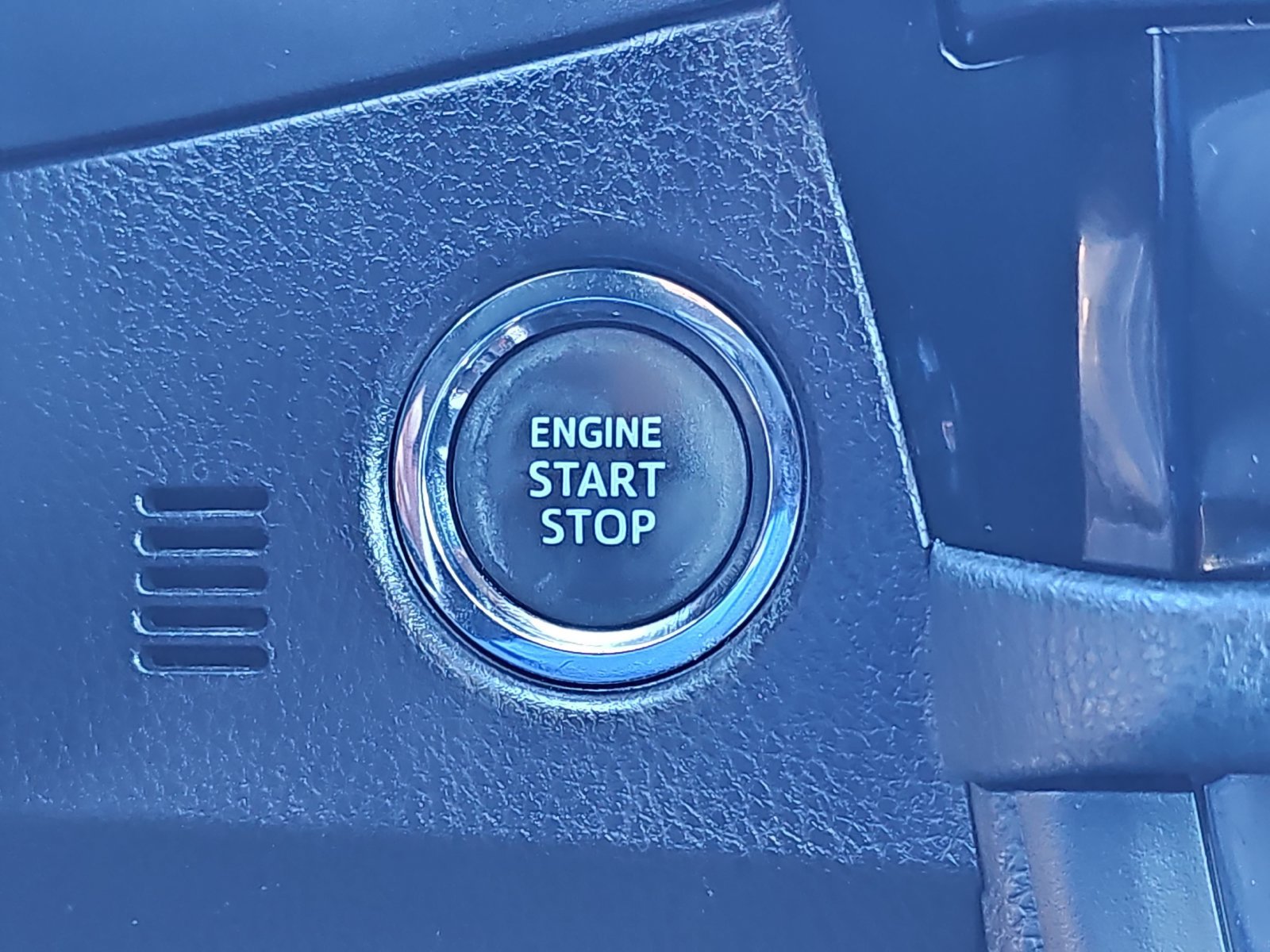Used 2014 Toyota Corolla S Premium w/ Driver Convenience Package FWD image 29