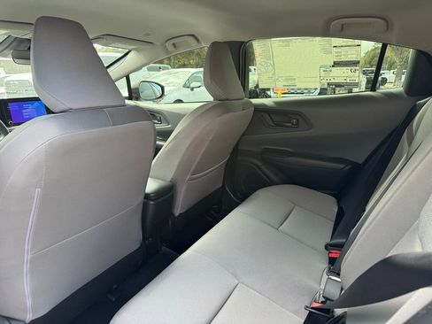 New 2024 Toyota Prius LE image 18